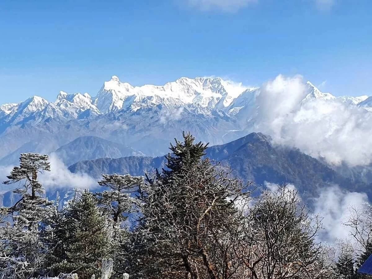 Snow Fall at Kanchenjunga