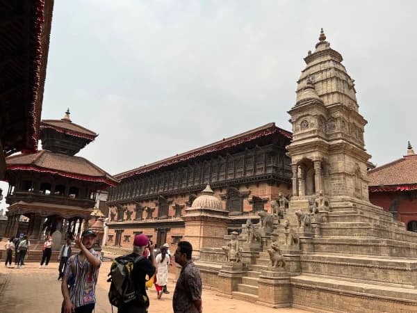 Tour Around Bhakatapur